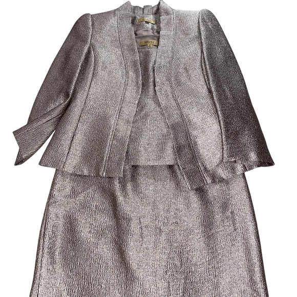 Kasper Women's 3 Piece Gold Metallic Blend Skirt Top Blazer Suit Business Size 2 - Picture 1 of 15